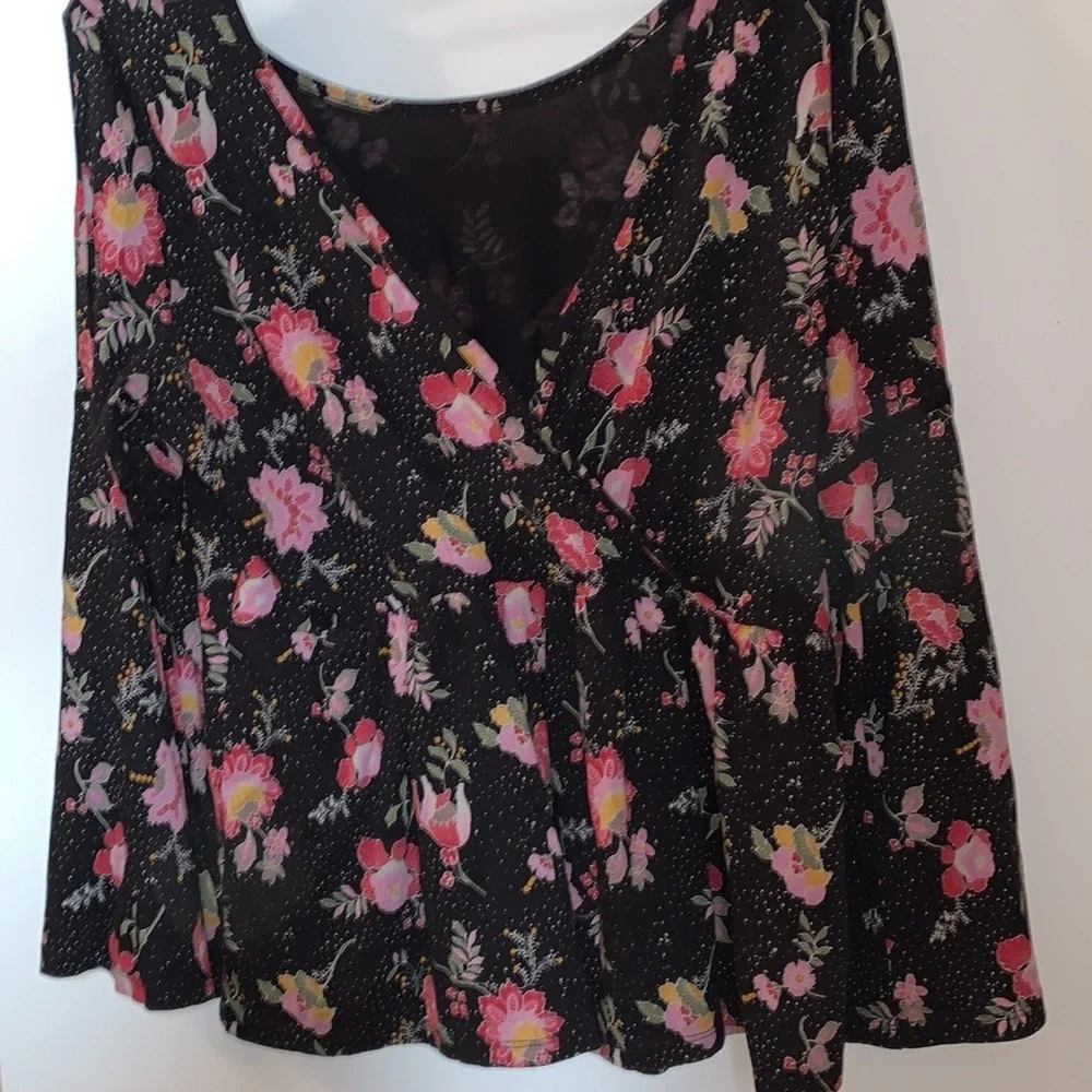 Cute top
